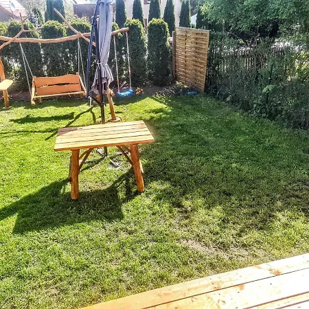 Przy Kamiennym Domku Sienkiewicza 9 * Mrągowo